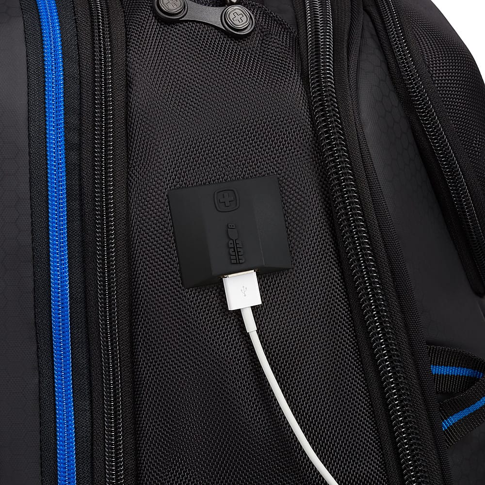 SwissGear - Gamer Backpack fits up to 17.3" laptops - Black