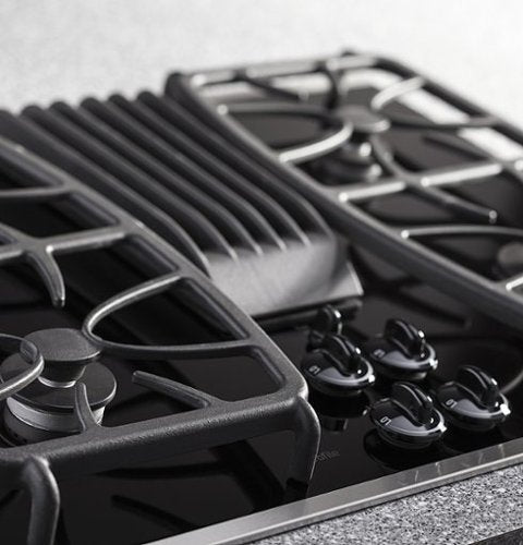 GE Profile - 30" Built-In Gas Cooktop with 4 burners and Downdraft Vent - Black