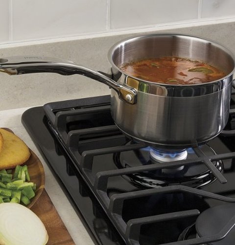 GE Profile - 30" Built-In Gas Cooktop with 4 burners and Downdraft Vent - Black