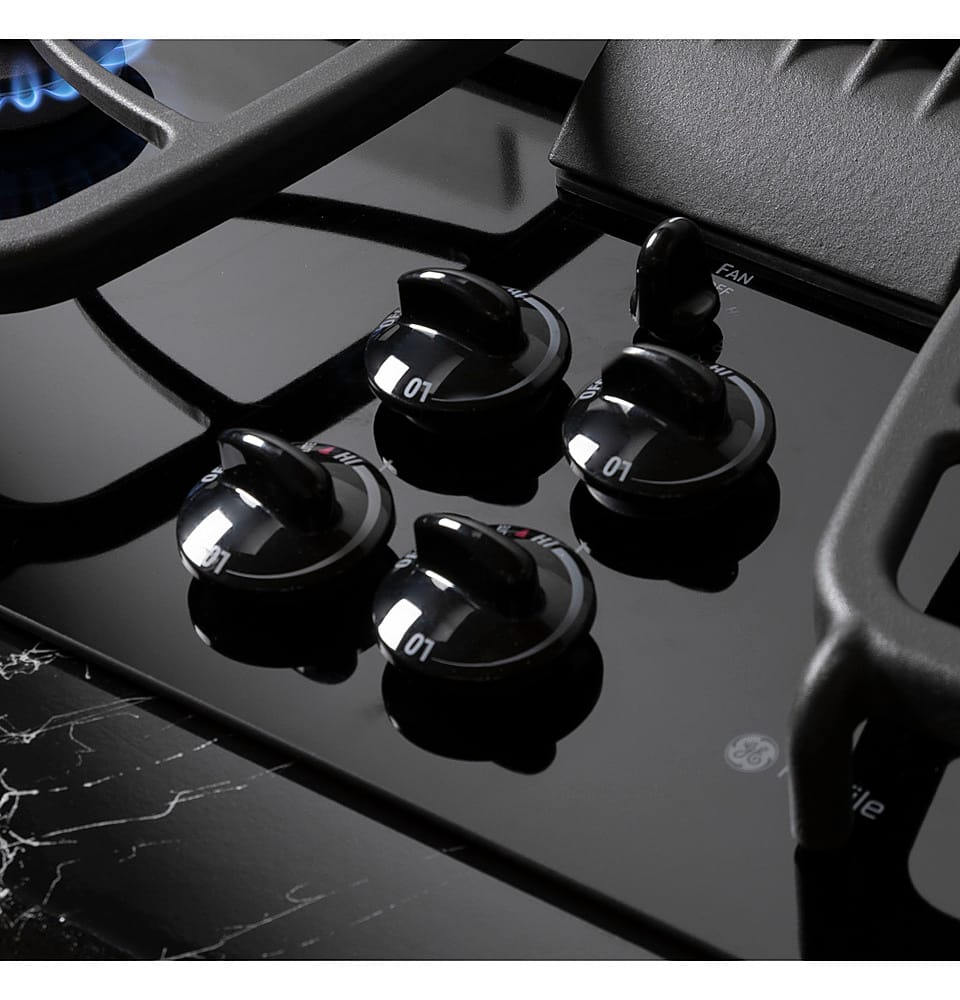 GE Profile - 30" Built-In Gas Cooktop with 4 burners and Downdraft Vent - Black