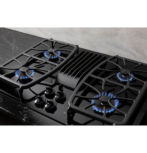 GE Profile - 30" Built-In Gas Cooktop with 4 burners and Downdraft Vent - Black