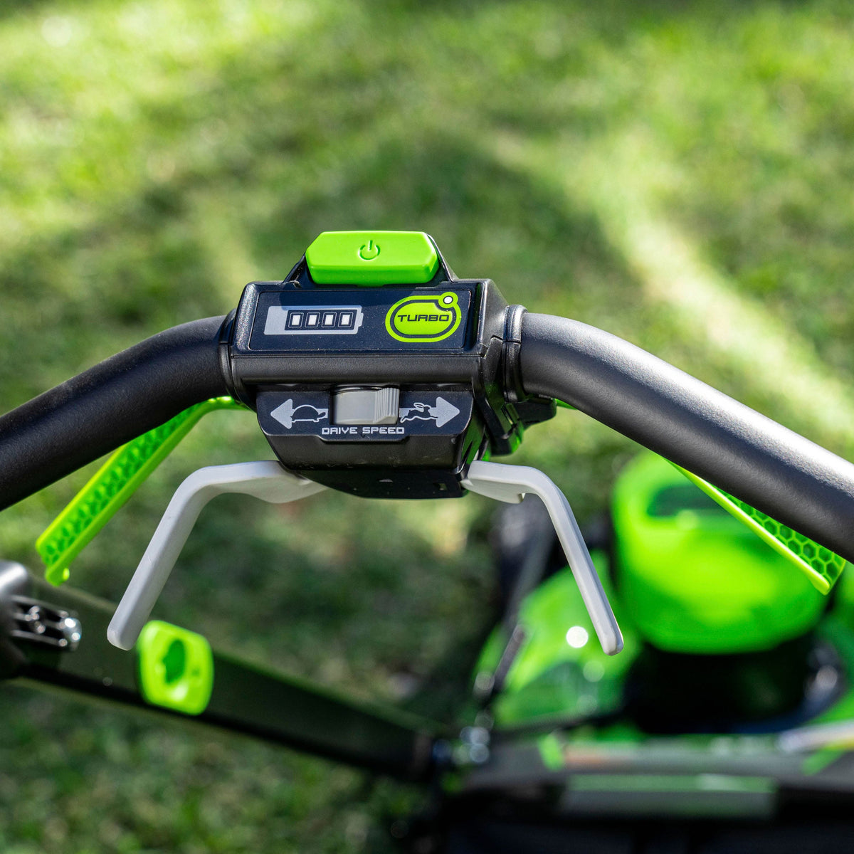Greenworks - 80-Volt 21-Inch Self-Propelled Lawn Mower with 4.0Ah Battery and Charger - Green