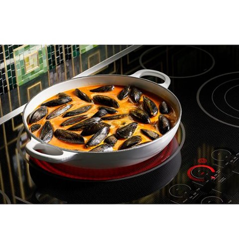 Café - 30" Electric Built In Cooktop, Customizable - Black