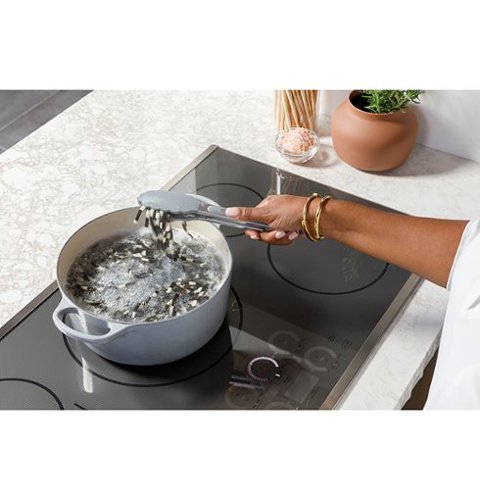 Café - ENERGY STAR 36" Built-In Touch Control Electric Induction Cooktop - Black