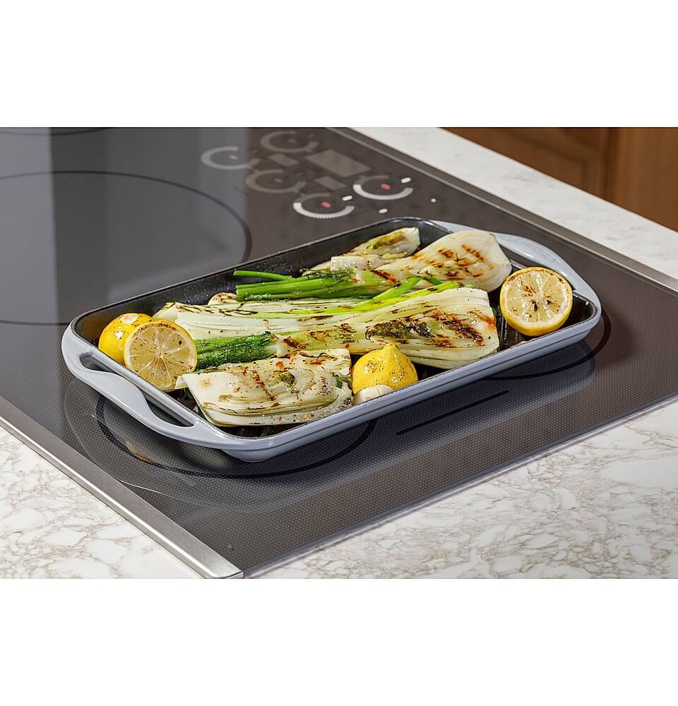 Café - ENERGY STAR 36" Built-In Touch Control Electric Induction Cooktop - Black