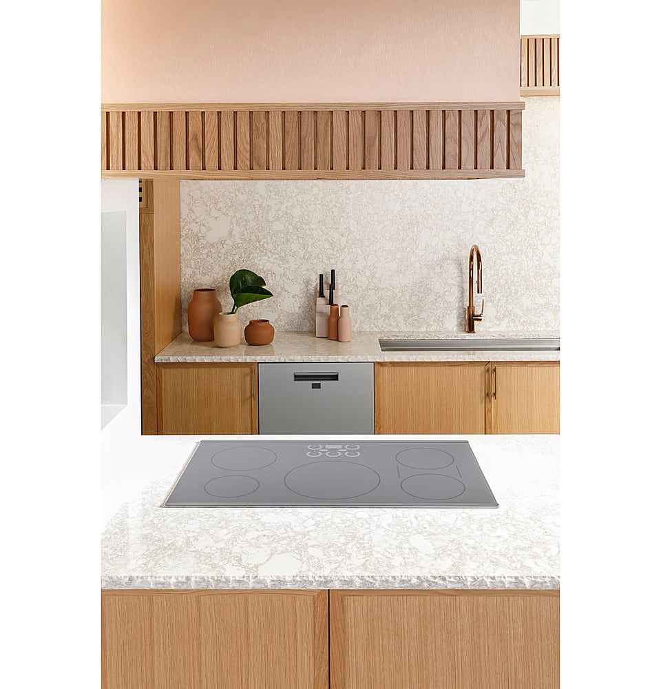 Café - ENERGY STAR 36" Built-In Touch Control Electric Induction Cooktop - Black