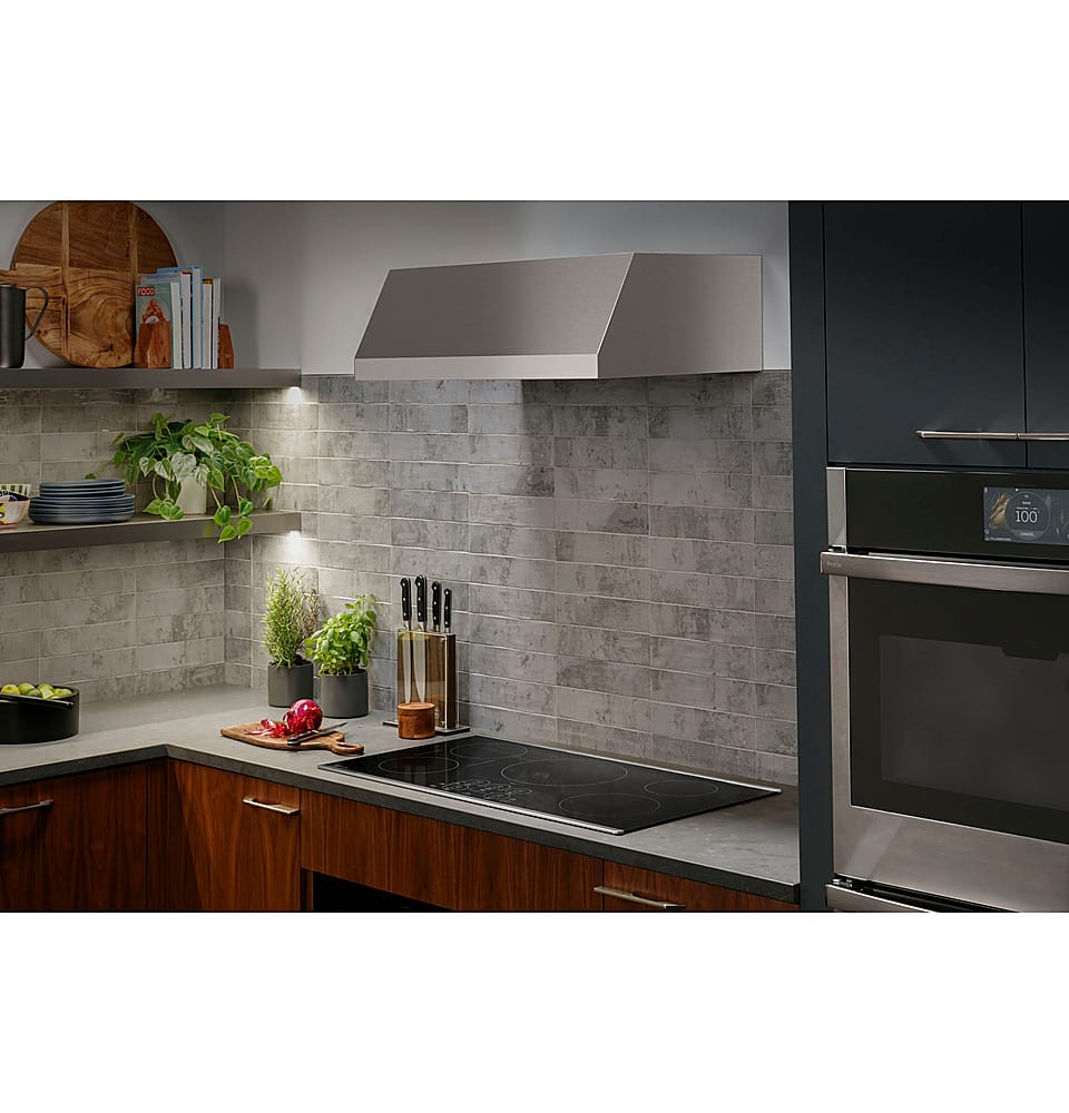 GE Profile - ENERGY STAR 30" Built-In Touch Control Electric Induction Cooktop - Stainless Steel on Black