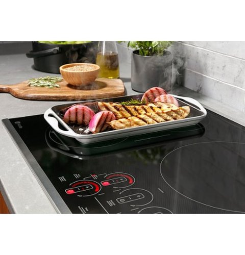 GE Profile - ENERGY STAR 30" Built-In Touch Control Electric Induction Cooktop - Stainless Steel on Black