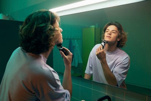 Philips Norelco - Shaver 5000X, Rechargeable Wet & Dry Shaver with Precision Trimmer - Silver/ Black