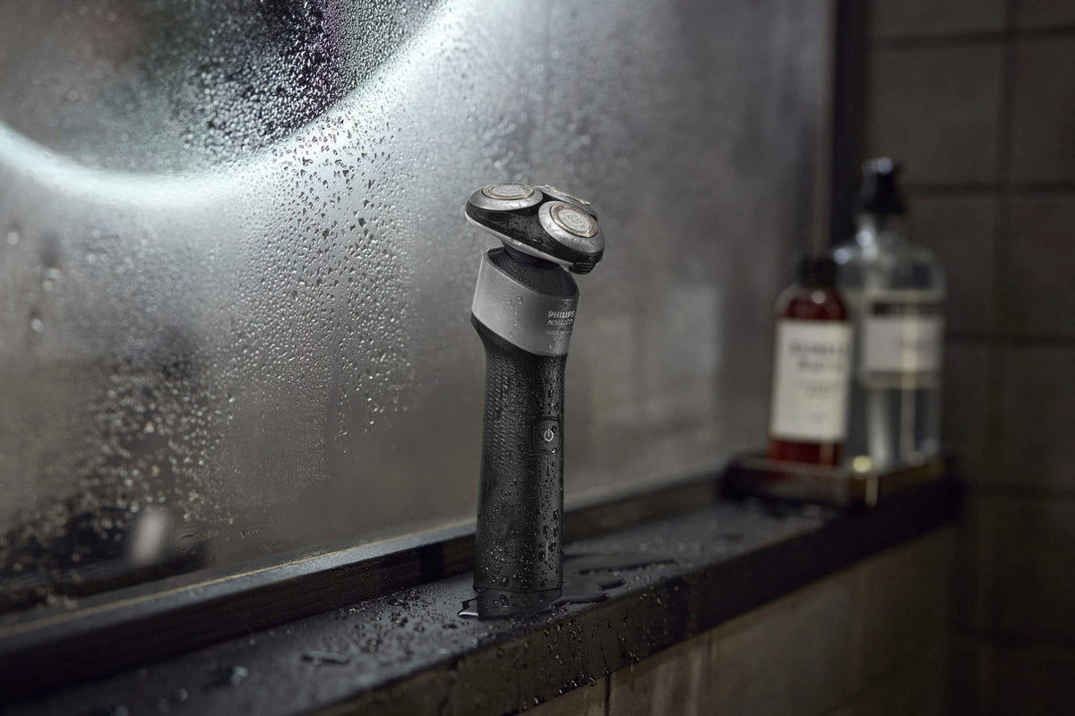 Philips Norelco - Shaver 5000X, Rechargeable Wet & Dry Shaver with Precision Trimmer - Silver/ Black