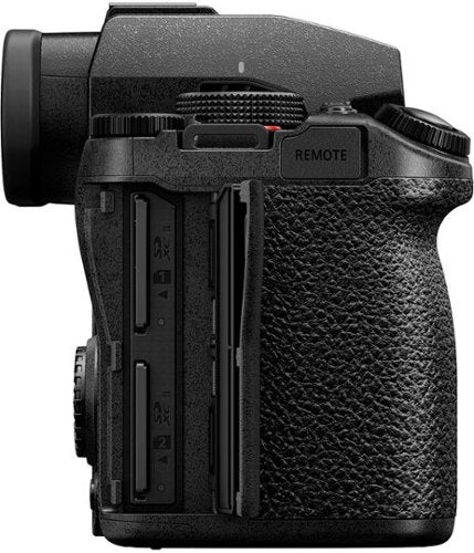 Panasonic - LUMIX S5IIX Mirrorless Full Frame Camera with 20-60mm F3.5-5.6 L Mount Lens - Black