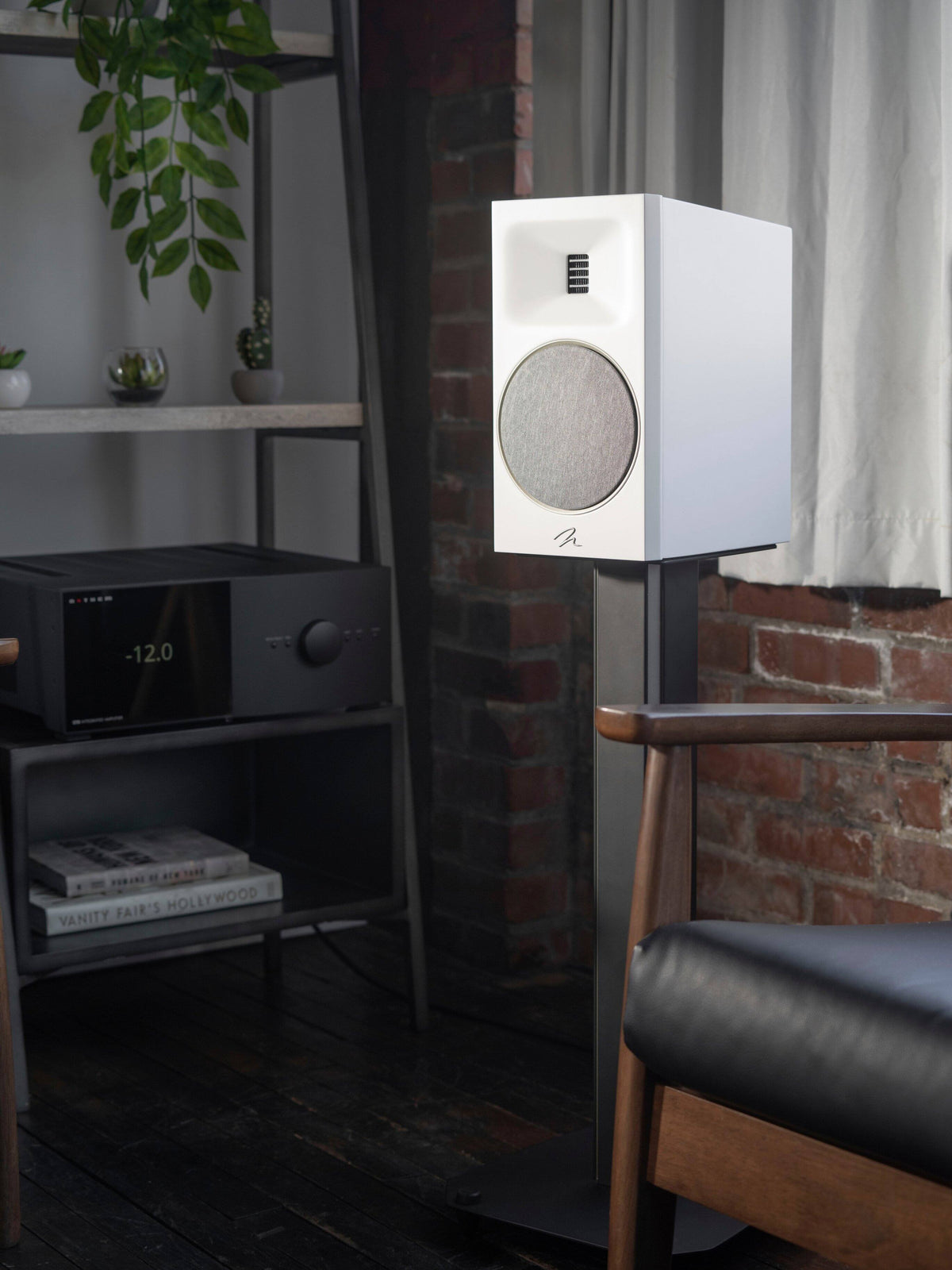 MartinLogan - Motion B10 2-Way Bookshelf Speaker with 5.5” Midbass Driver (Each) - Gloss Black