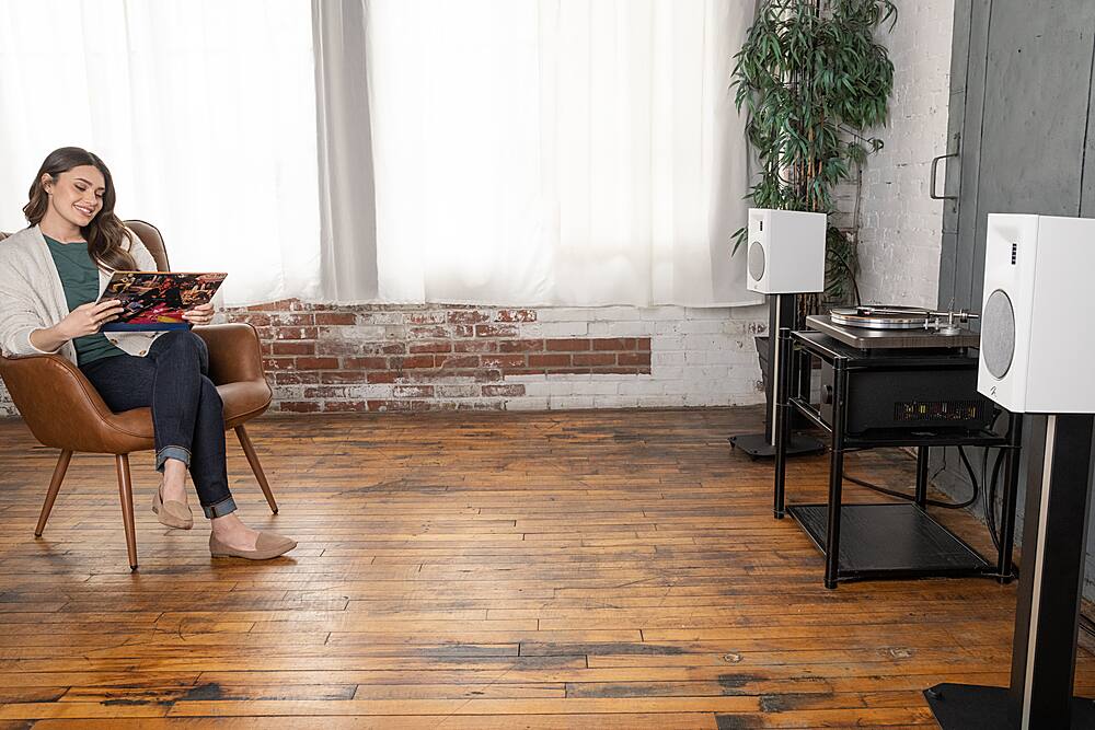 MartinLogan - Motion B10 2-Way Bookshelf Speaker with 5.5” Midbass Driver (Each) - Walnut