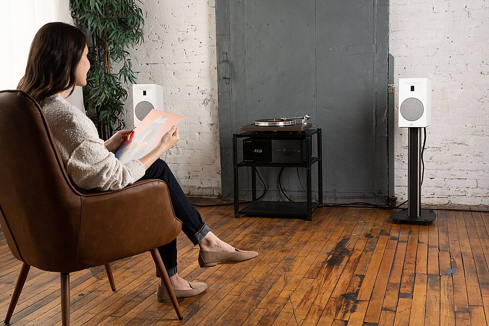 MartinLogan - Motion B10 2-Way Bookshelf Speaker with 5.5” Midbass Driver (Each) - Walnut