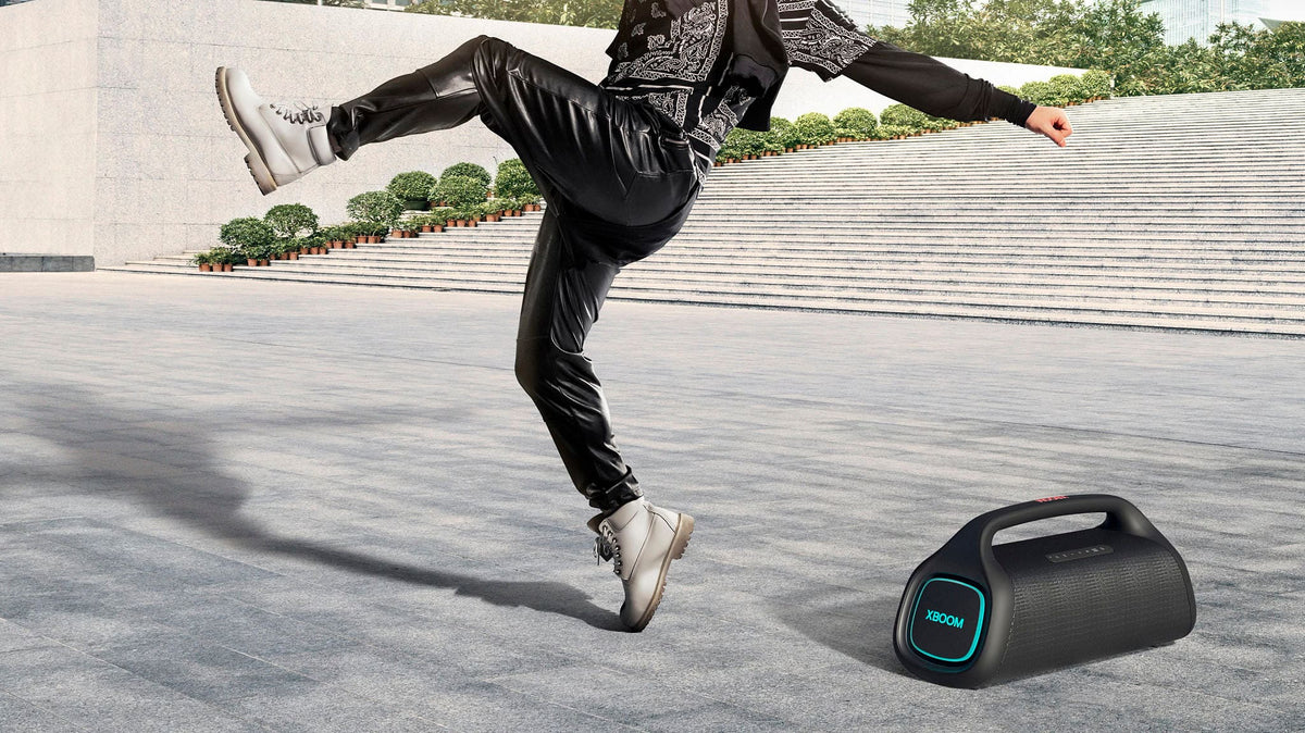 LG - XBOOM Go XG9QBK Portable Bluetooth Speaker - Black