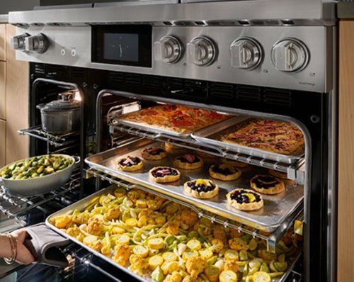 Dacor - 48 in. Wide 6 Burner Transitional 8.8 Cu. Ft. Slide-In Dual Fuel Four-Part Pure Convection Range with GreenClean - Silver Stainless Steel