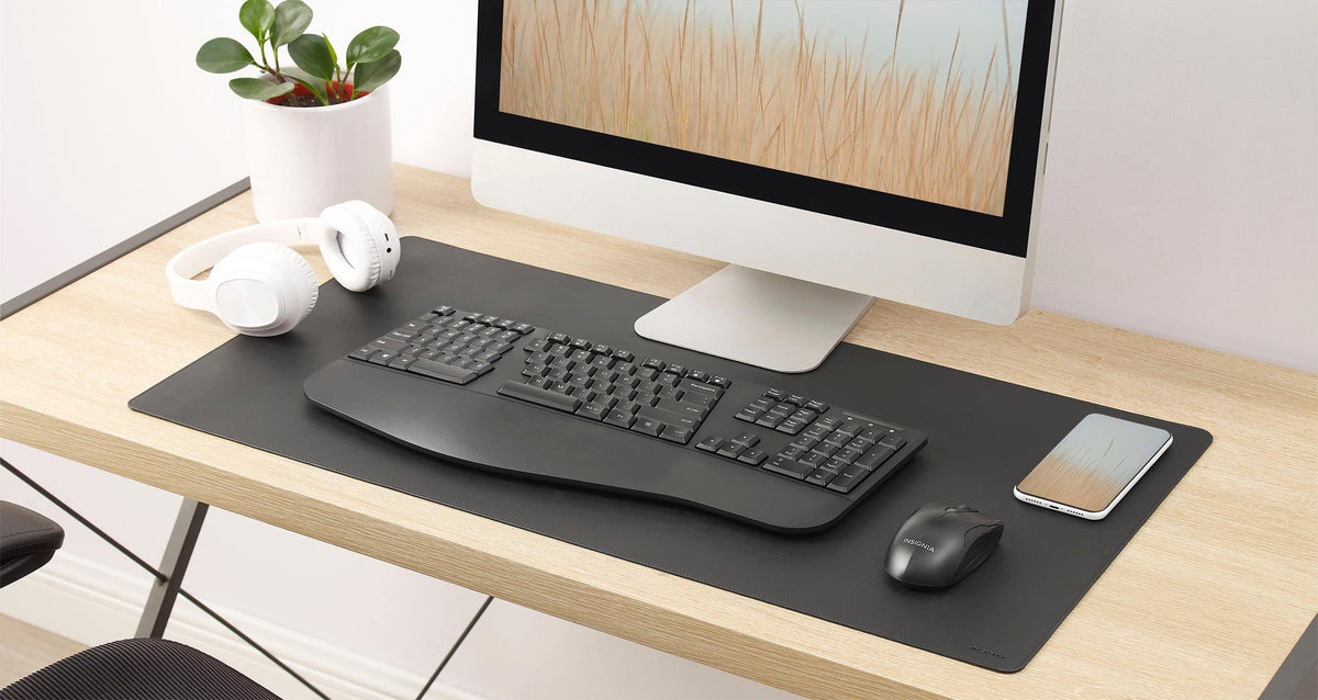 Insignia™ - Desk Mat - Black
