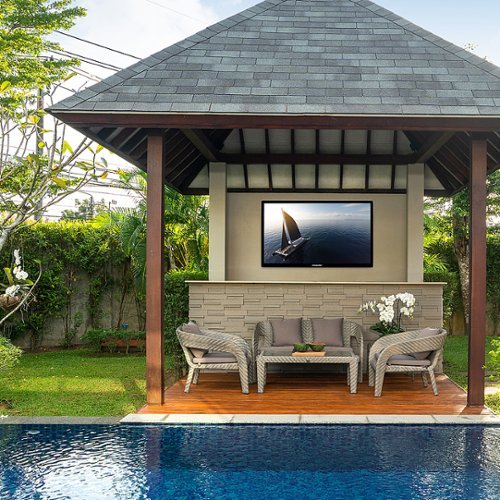 DuraPro - 43" Class Partial Sun Series LED 4K UHD Impact-Resistant Waterproof Outdoor TV with Mount (2025)