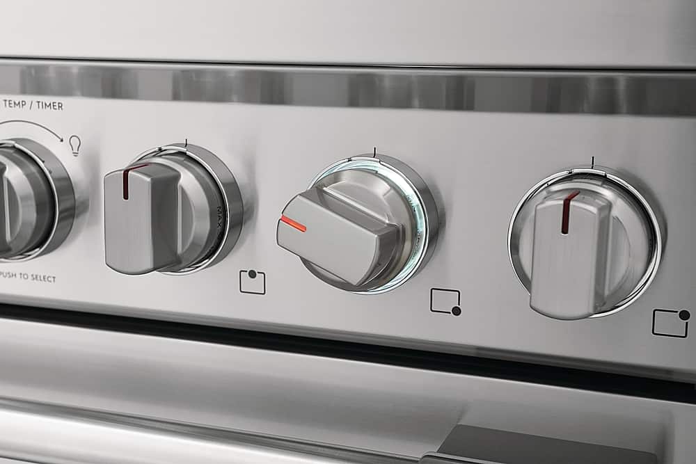 Frigidaire - Professional 36 in. Wide 6 burners 4.4 Cu. Ft. Slide-In Gas True Convection Range with Self-cleaning - Stainless Steel