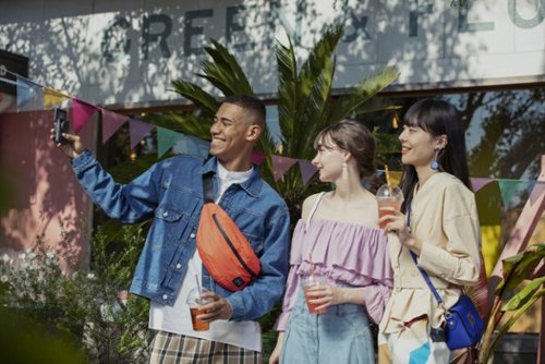Canon - PowerShot V10 4K Video 20.9-Megapixel Digital Camera for Vloggers and Content Creators - Black