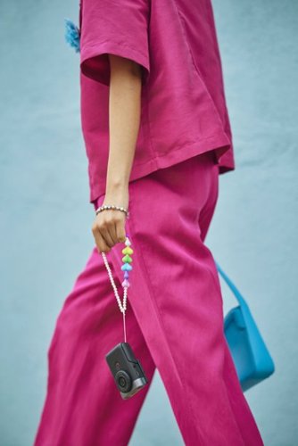 Canon - PowerShot V10 4K Video 20.9-Megapixel Digital Camera for Vloggers and Content Creators - Black