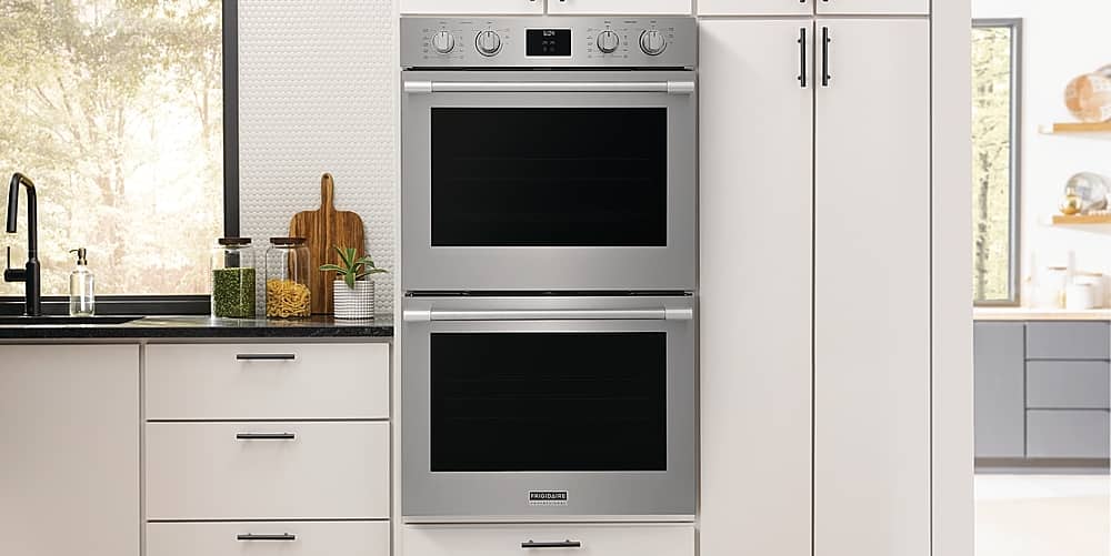 Frigidaire - Professional 30" Built-in Electric Double Wall Oven with Total Convection - Stainless Steel