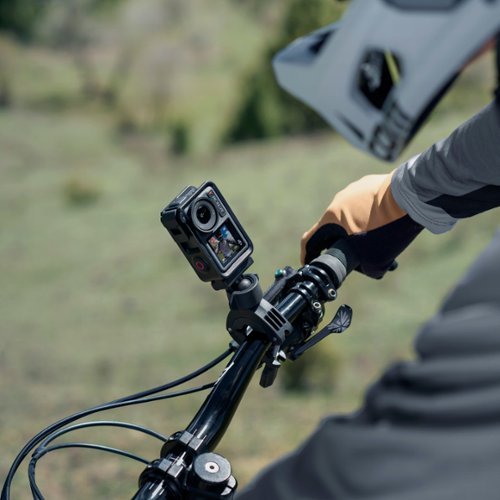 DJI - Osmo Action 4 4K Action Camera Adventure Bundle - Gray