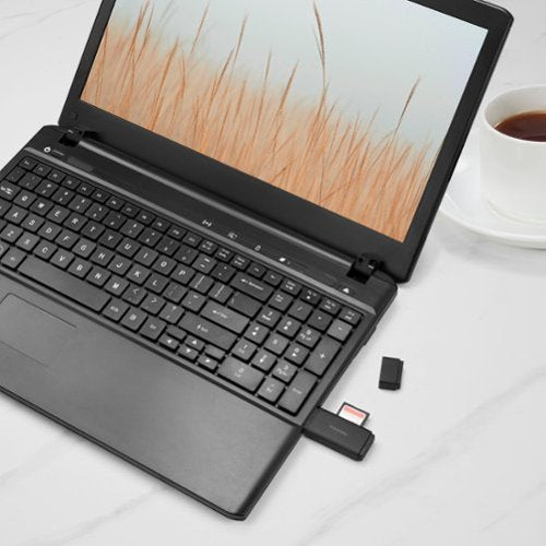 Insignia™ - USB 3.0 SD and microSD Memory Card Reader - Black