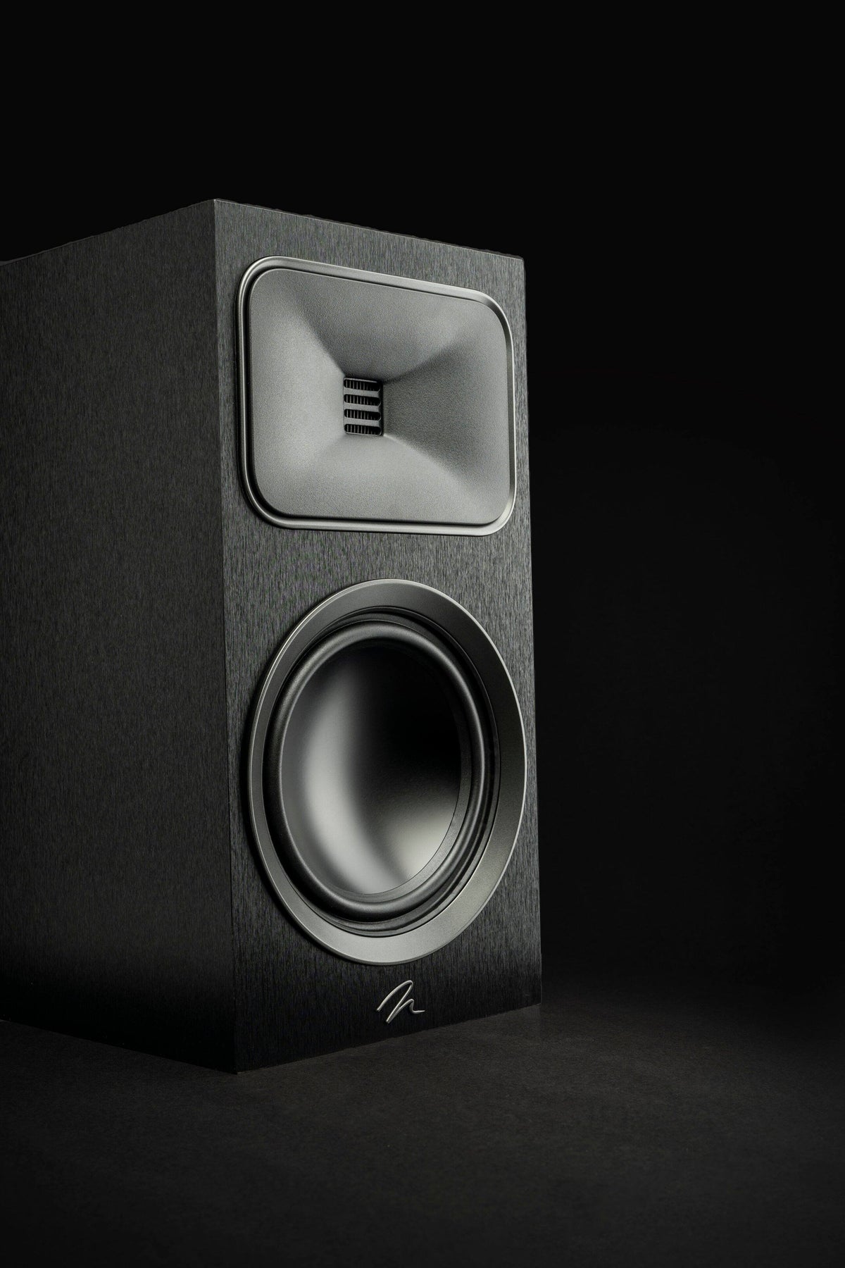 MartinLogan - Motion Foundation B2 2-Way Bookshelf Speaker with 6.5” Midbass Driver (Each) - Black