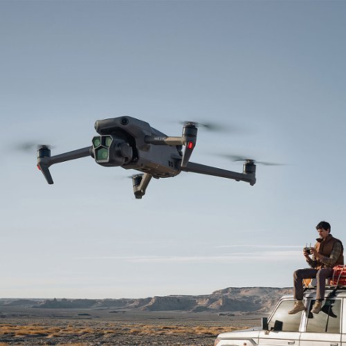 DJI - Geek Squad Certified Refurbished Mavic 3 Pro Drone and RC Remote Control with Built-in Screen - Gray