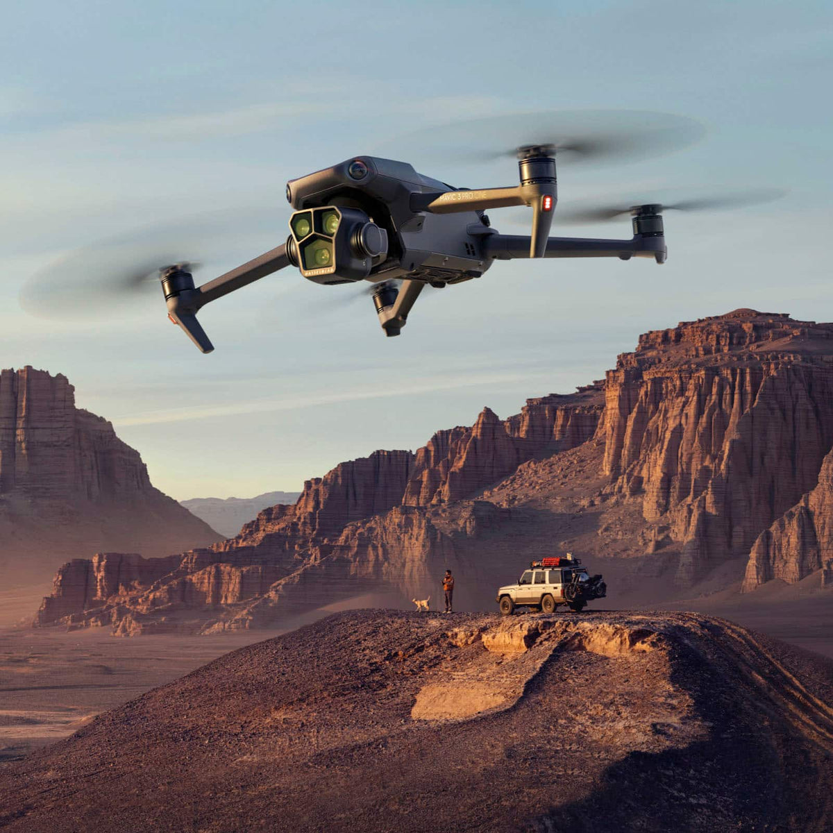 DJI - Geek Squad Certified Refurbished Mavic 3 Pro Drone and RC Remote Control with Built-in Screen - Gray