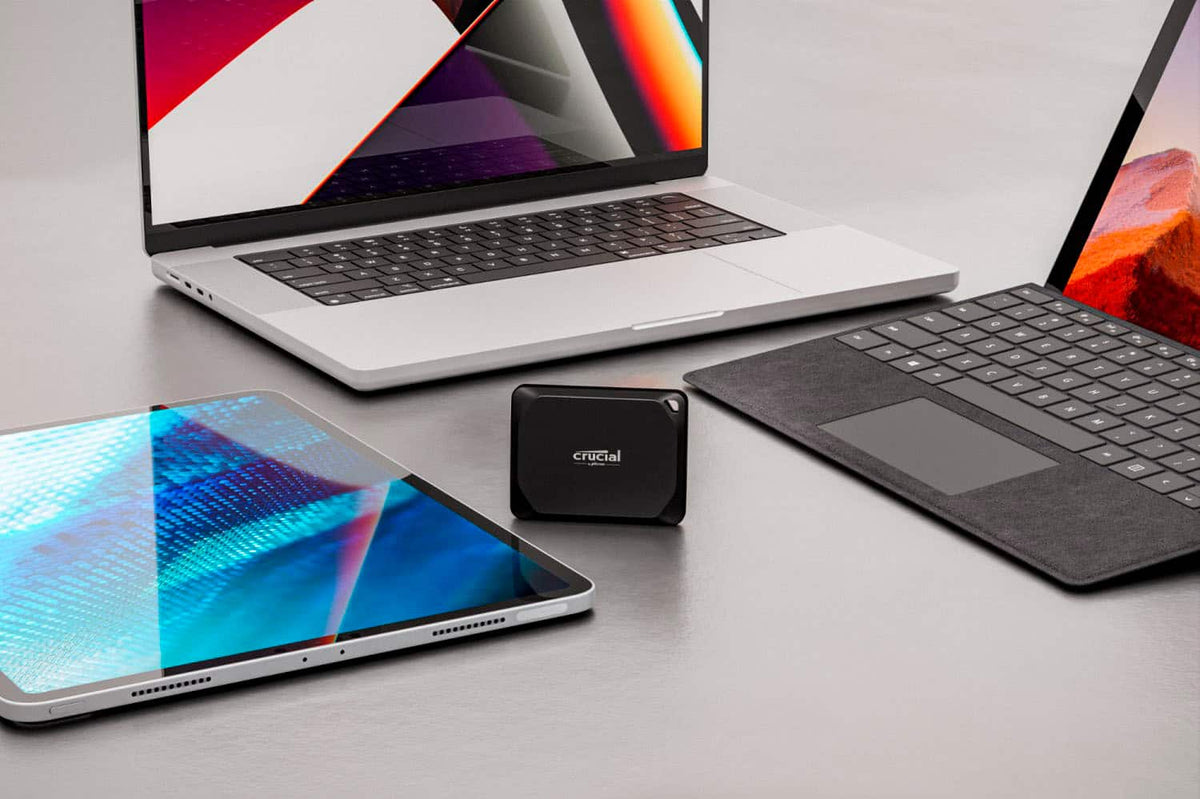 Crucial - X10 Pro 4TB USB-C External SSD - Black