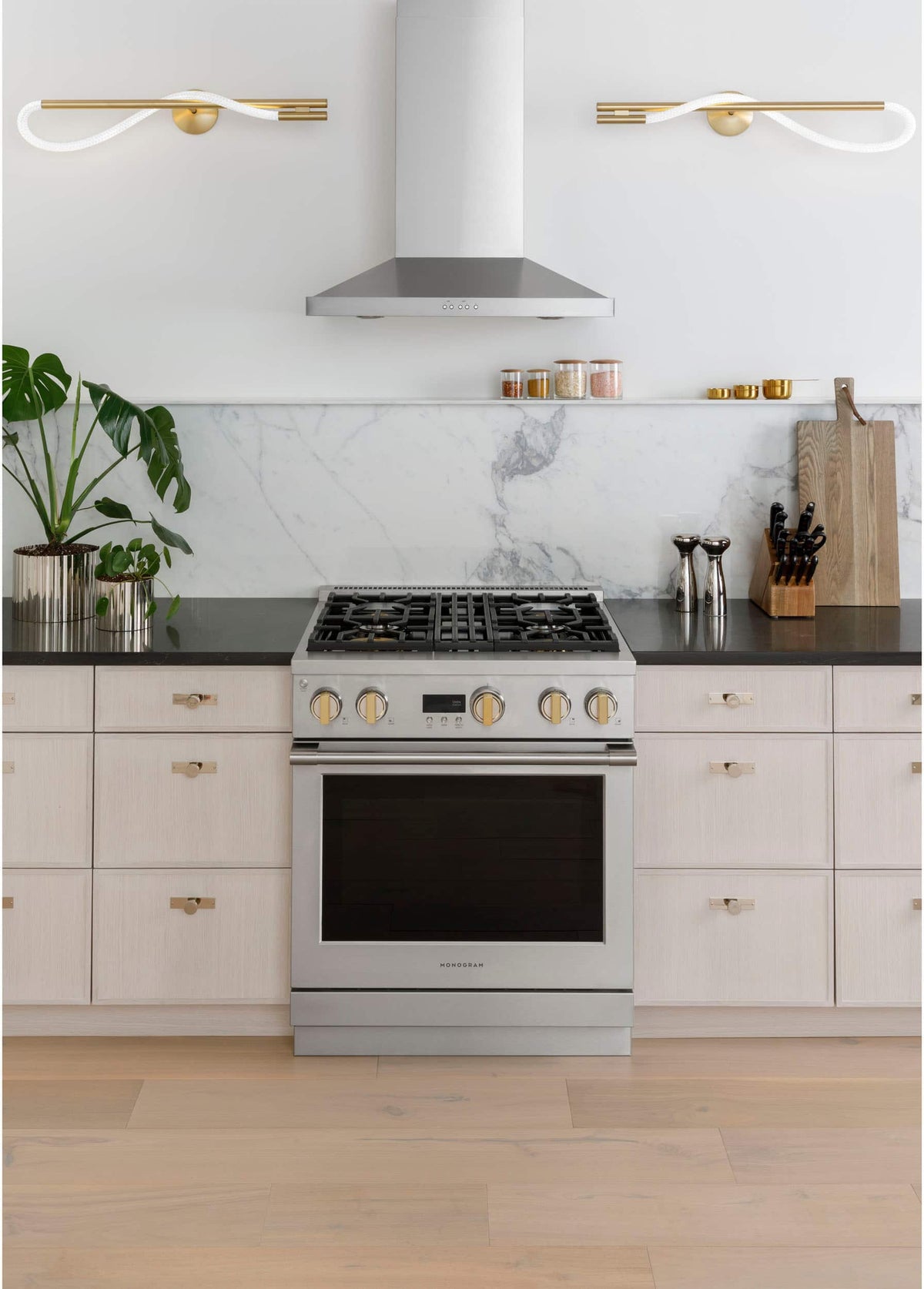 Monogram - 30 inches - Convertible - Wall Range Hood - Stainless Steel