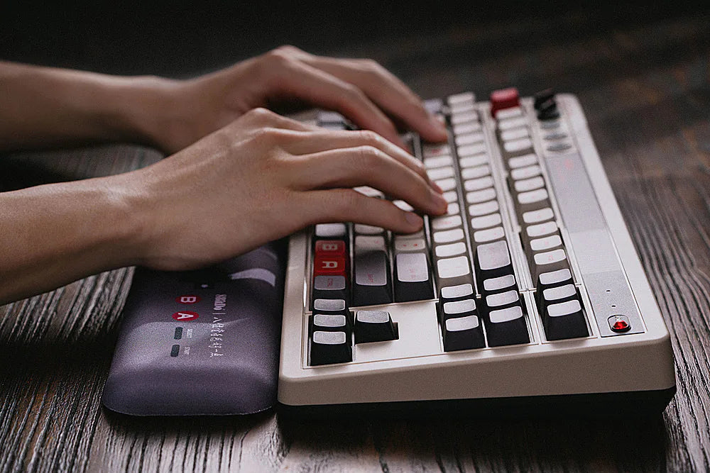 8BitDo - Retro Joystick and Mechanical Keyboard - N Edition