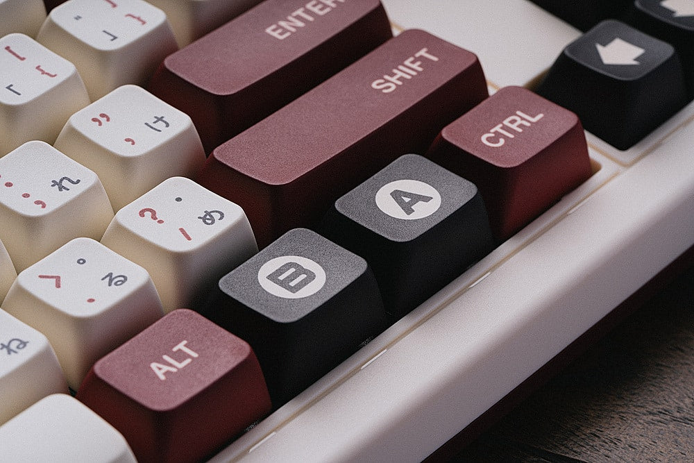 8BitDo - Retro Mechanical Keyboard - Fami Edition