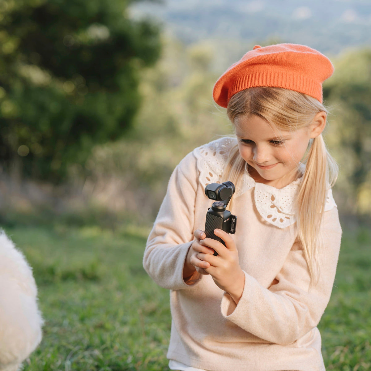 DJI - Osmo Pocket 3 3-Axis Stabilized 4K Handheld Camera with Rotatable Touchscreen - Gray