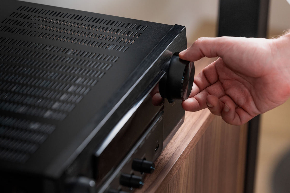 Denon - DRA-900H 100W 2.2-Ch. Bluetooth Capable with HEOS 8K Ultra HD HDR Compatible Stereo Receiver with Alexa - Black