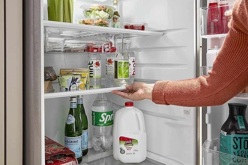 Whirlpool - 28 in. Wide 16.3 cu. ft. Top-Freezer Refrigerator with Flexi-Slide Bin - Black