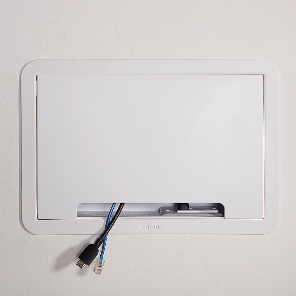 Legrand - In-Wall Power Kit for In-Wall Media Enclosure - White