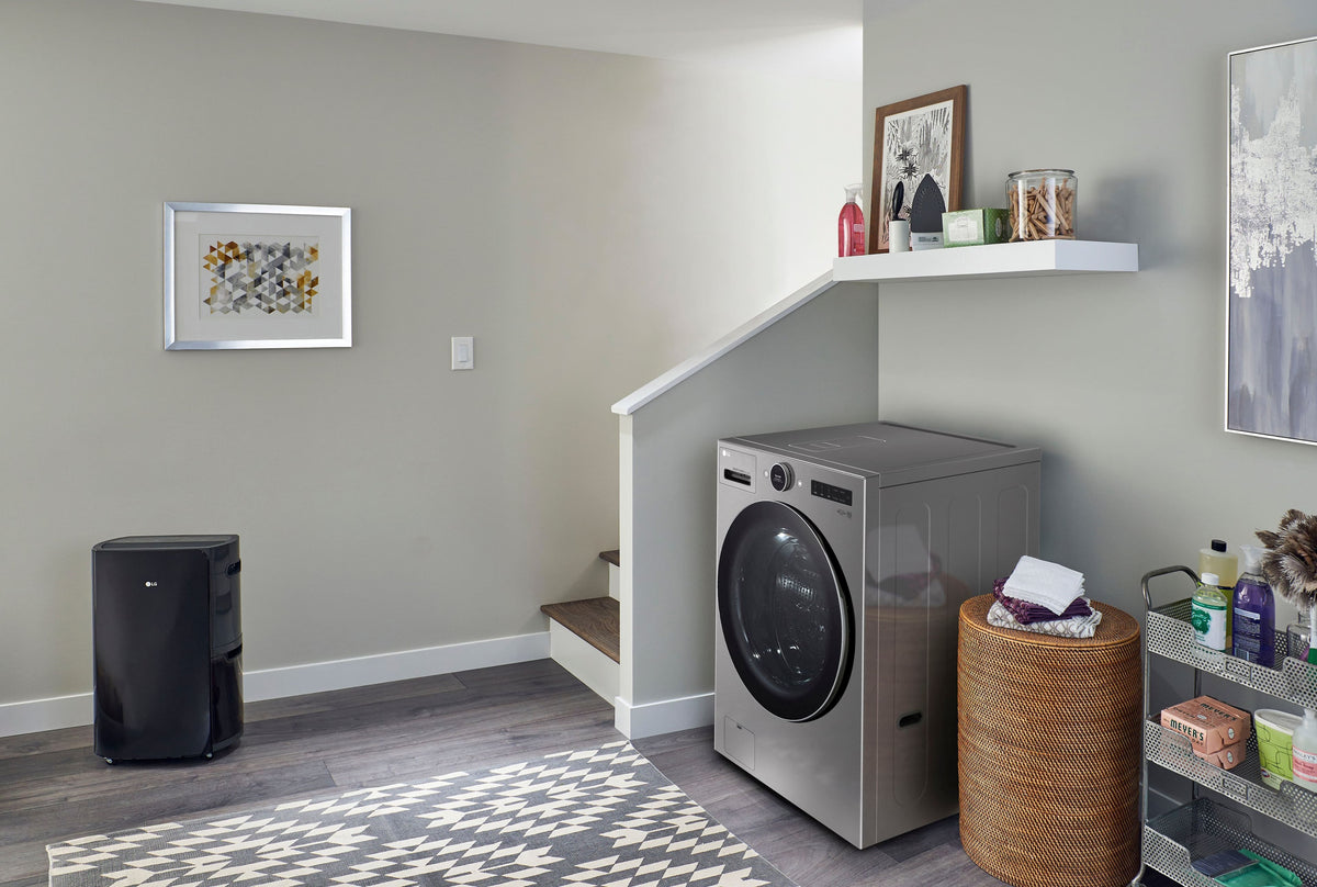 LG - 5.0 Cu. Ft. HE Smart Mega Capacity All-in-One Electric Washer/Dryer WashCombo with Steam and Ventless Inverter Heat Pump - Graphite Steel