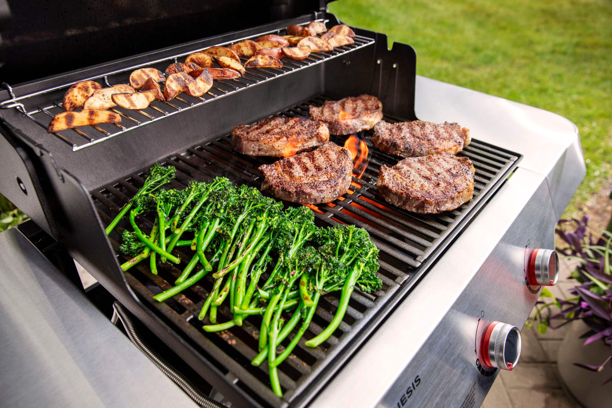 Weber - GENESIS E-315 Propane Gas Grill - Black
