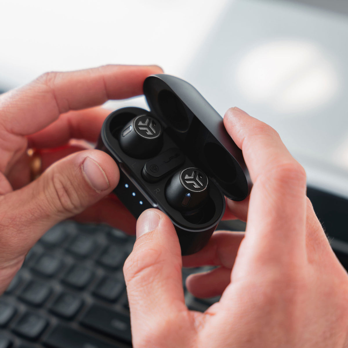 JLab - Epic Lab Edition Wireless Earbuds – Adaptive Noise Cancelling, Dual Drivers, Hi-Res Audio – - Black
