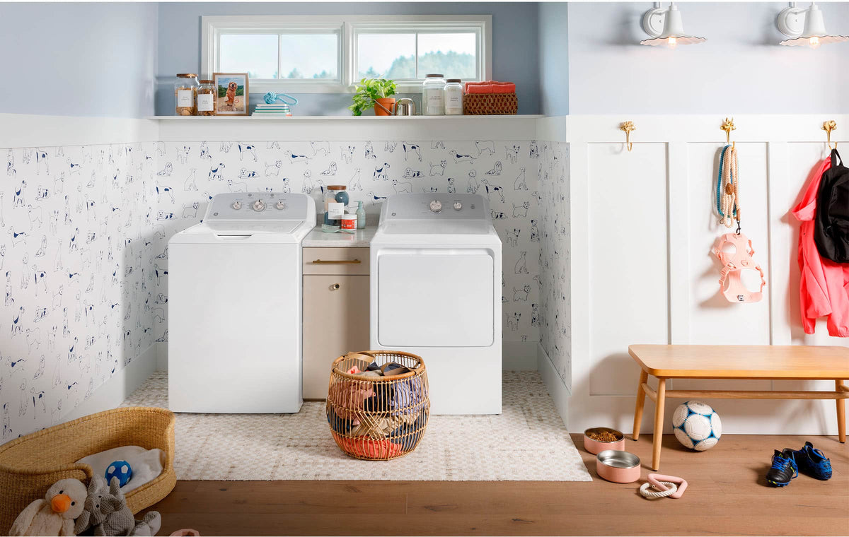 GE - 4.3 Cu. Ft. High-Efficiency Top Load Washer with Cold Plus - White with Silver Matte