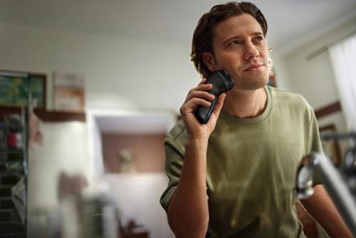 Philips Norelco - Shaver 2400, Cordless Electric Shaver with Pop-Up Trimmer - Deep Black