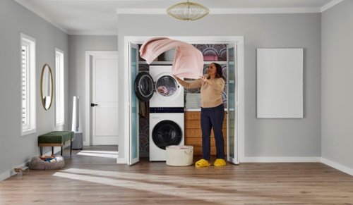 LG - 2.4 Cu. Ft. HE Smart Front Load Washer and 4.2 Cu. Ft. Electric Dryer WashTower wSteam and Ventless Heat Pump Technology - White