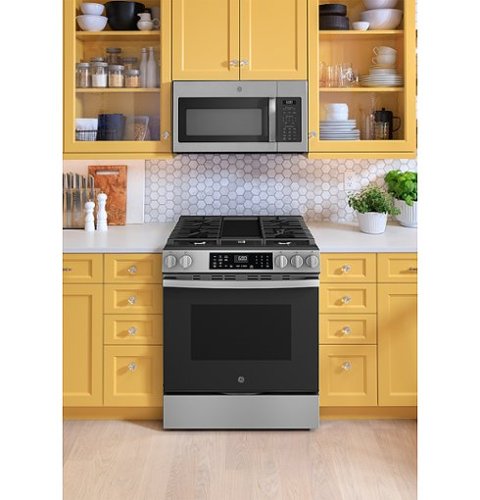 GE - 30 in. Wide 5 Burners 5.3 Cu. Ft. Slide-In Gas Convection Range with Steam Cleaning and EasyWash Tray - Stainless Steel