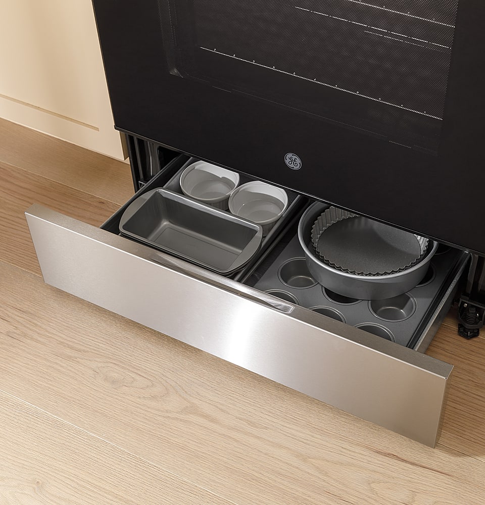GE - 30 in. Wide 5 Burners 5.3 Cu. Ft. Freestanding Gas Range with Self-Clean and Steam Cleaning Option and Crisp Mode - Stainless Steel