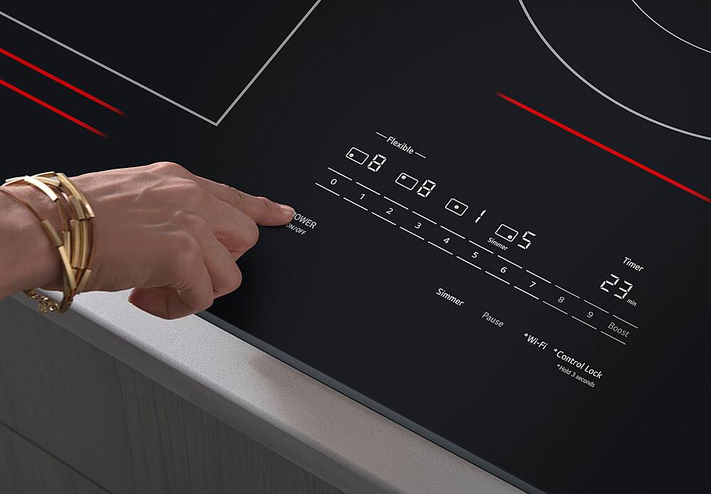 LG - 30-in Wide Built-In Electric Induction Smart Cooktop with 4 Elements and UltraHeat 5.0kW Element - Black Ceramic