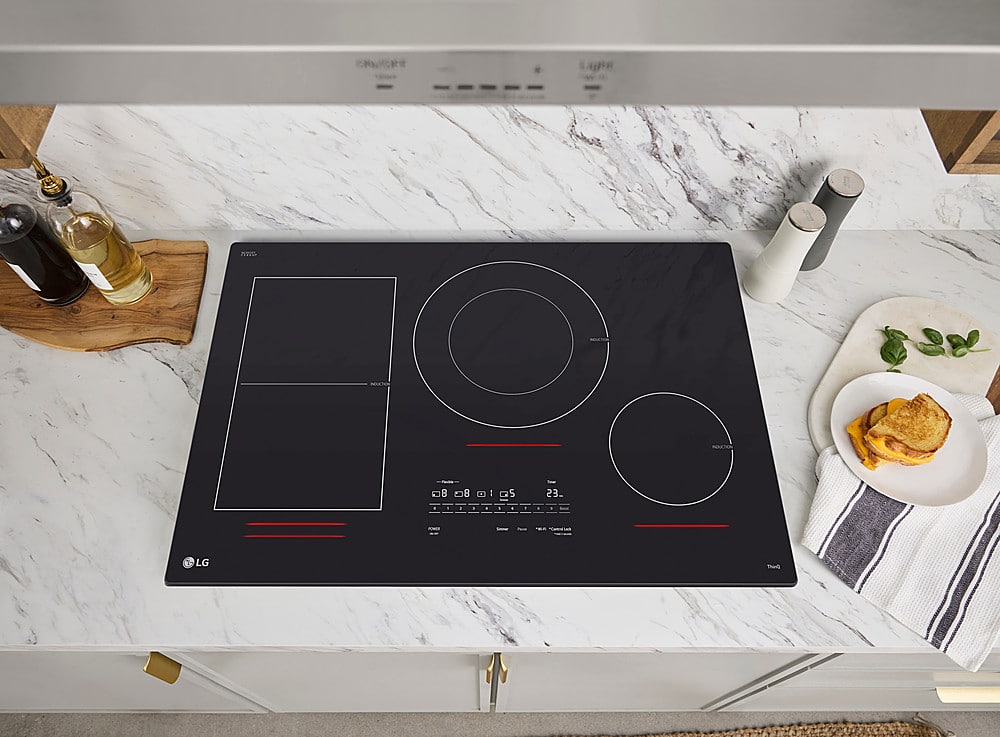 LG - 30-in Wide Built-In Electric Induction Smart Cooktop with 4 Elements and UltraHeat 5.0kW Element - Black Ceramic
