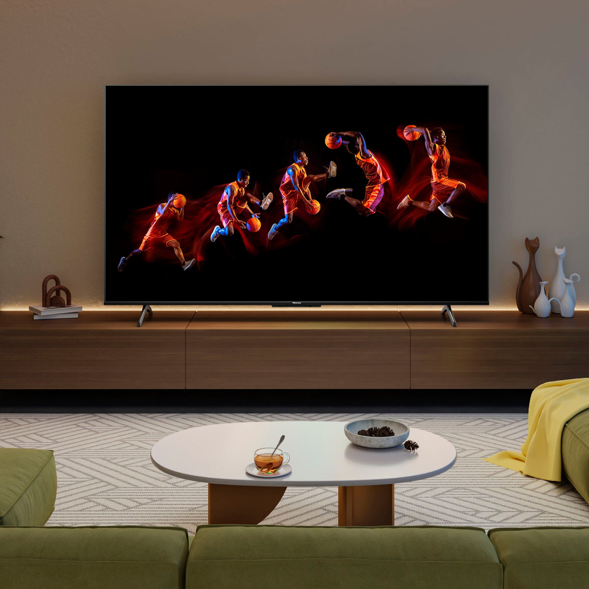 Hisense - 65" Class U6 Series Mini-LED 4K UHD QLED Smart Google TV (2024)